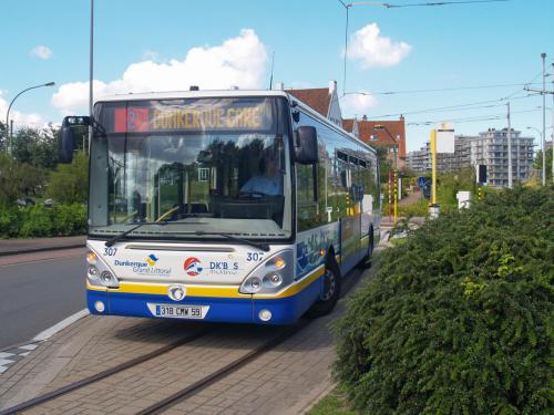 Irisbus Citelis aan de halte De Panne Esplanade