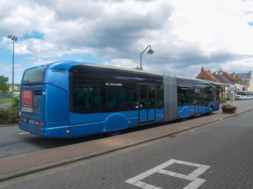 Iveco Crealis aan het station Adinkerke/De Panne.