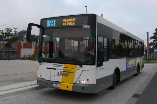 Jonckheere Transit 2000 aan het station van Koksijde.