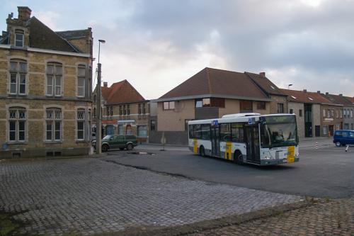 Jonckheere Transit 2000 aan het station van Veurne.