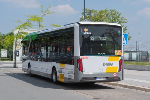 Man Lion's City 12E van de pachter Van Coillie, die op foto momenteel voor de pachter Gruson als reservebus rijdt.