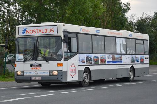 Mercedes O.405 te Kaaskerke gedurende de Nostalbus Rally.