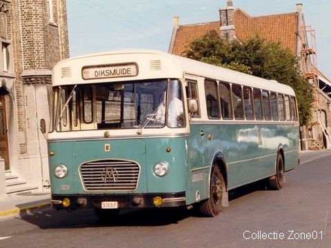 Jonckheere Miesse van Clodivan aan het station van Veurne.Fotocollectie van Zone01.be.