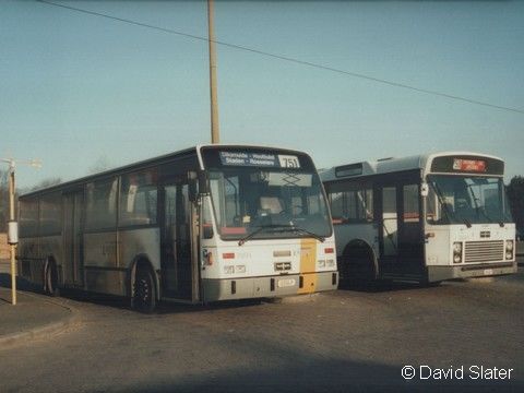 Van Hool A120 en A600 te Diksmuide.Foto genomen door David Slater.