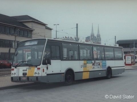 Van Hool A600 in Oostende, klaar voor een rit op de vroegere lijn 769 naar Veurne.Foto genomen door David Slater.