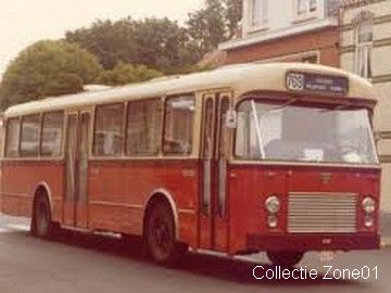 Van Hool 409AI te Oostende op de vroegere lijn 769 naar Veurne.Fotocollectie van Zone01.be.