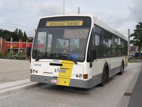 Jonckheere Communo aan het station van Koksijde.