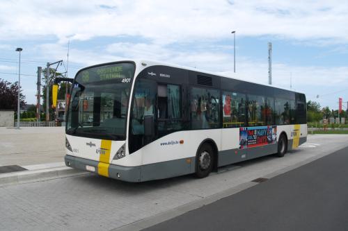 Van Hool newA360 van de pachter Katriva te Avekapelle.