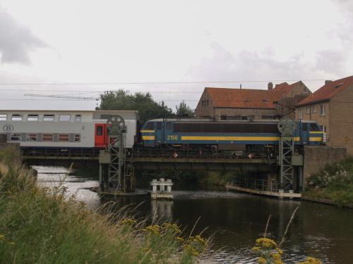 M5 rijtuigen te Veurne.