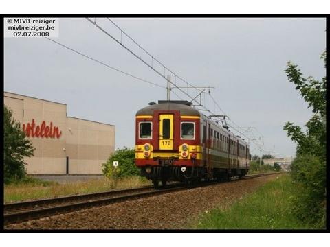 Klassiek motorstel te Veurne. Met dank aan Steve Lersberghe voor deze foto!